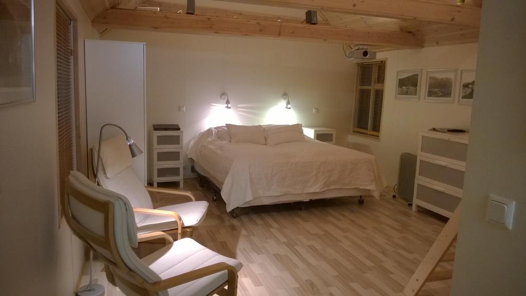 Comfortable Bungalow Isafjordur Room photo